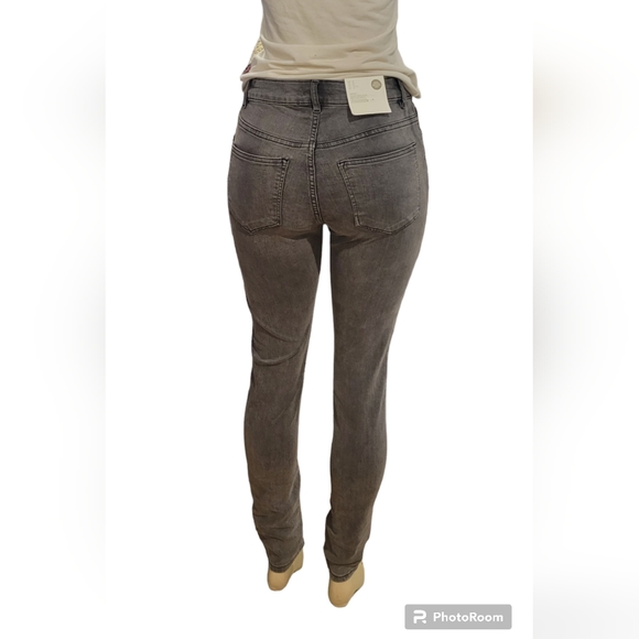 H & M gray/black skinny jeans NWT - Picture 4 of 9